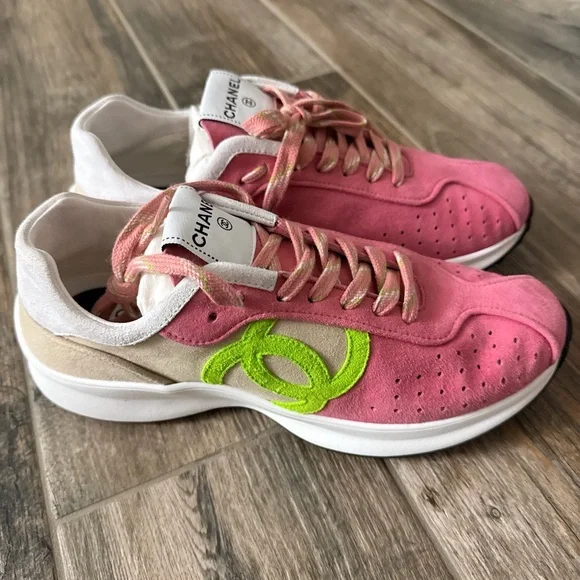 Chanel Women's Pink and Green Sneakers NWT - Picture 8 of 10